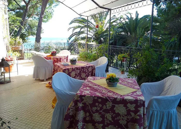 La Casa Di Anny Di Charme 4* Diano Marina