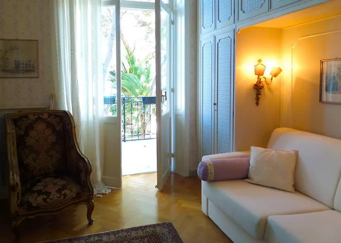 La Casa Di Anny Di Charme Bed & Breakfast Diano Marina